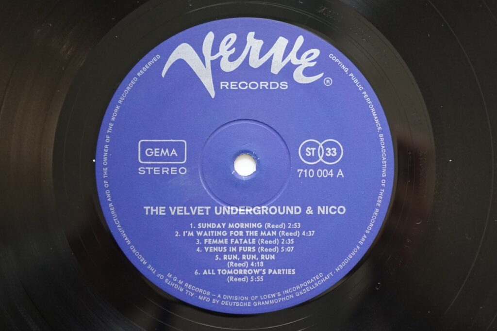 Best Pressing Shootout: The Velvet Underground and Nico (1967 German First  Pressing vs. 2000 Reissue) – hi-fi AF